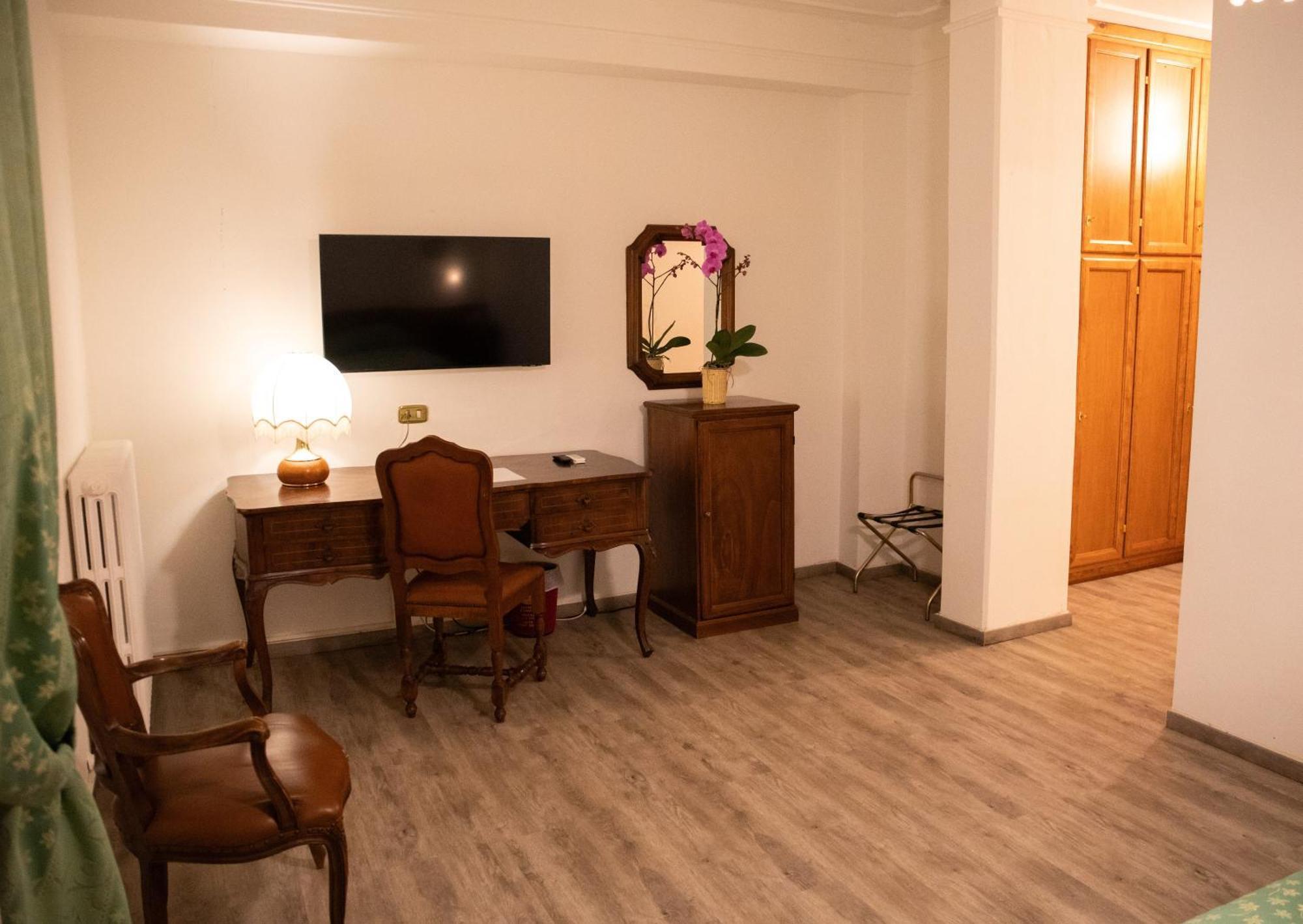 Hotel Park Ge.Al. Citta di Castello Bagian luar foto